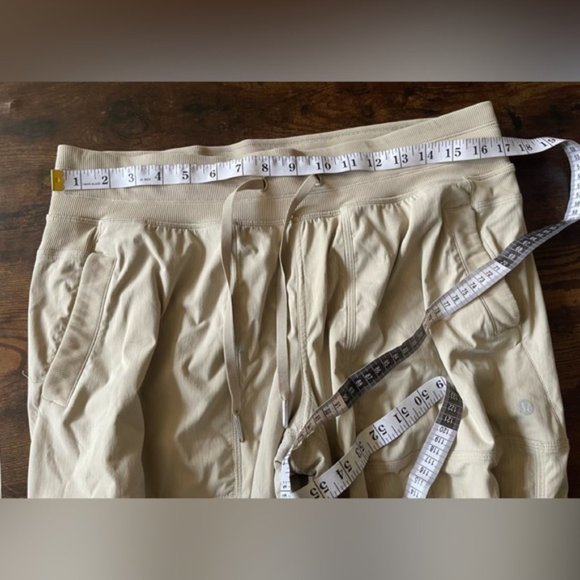 lululemon athletica Beige Pants - Picture 9 of 14